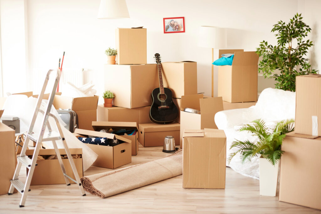 decluttering services