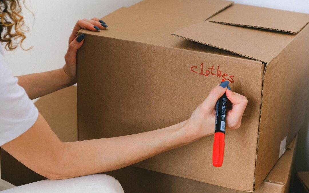 Decluttering Before Moving: How to Let Go and Start Fresh