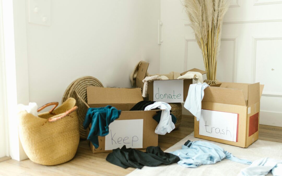 Decluttering Before Selling Your Home Makes Buyers Fall in Love Faster